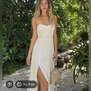 NWT Abercrombie & Fitch Cream Slip Dress Size Small Tall